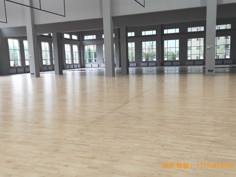 遼寧沈陽于洪機(jī)場體育地板安裝案例