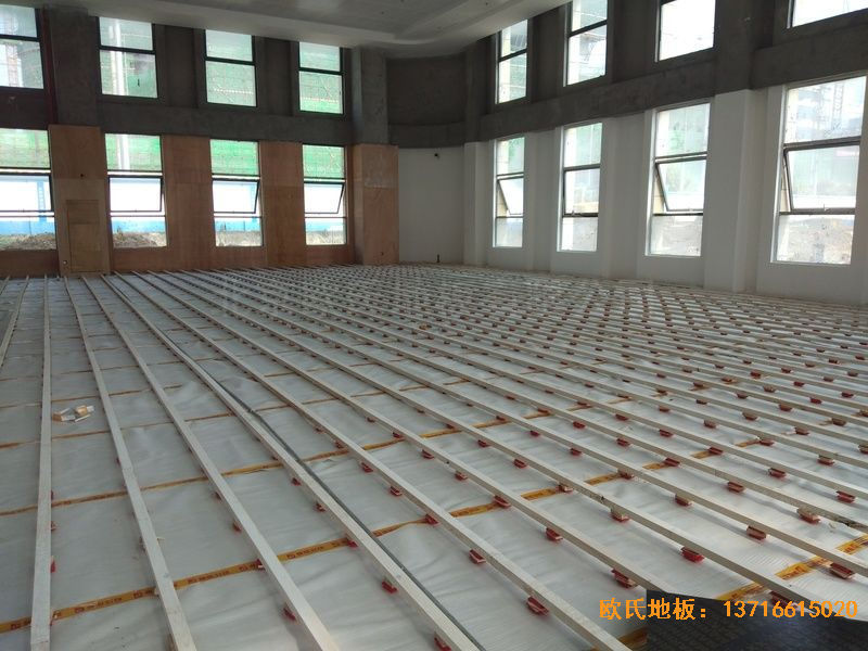 遵義仁懷市茅臺(tái)文體中心運(yùn)動(dòng)木地板安裝案例