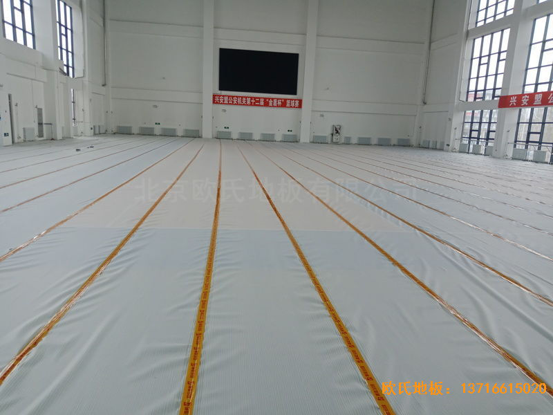 青島黃島區(qū)濱海街道中心小學體育木地板鋪設案例