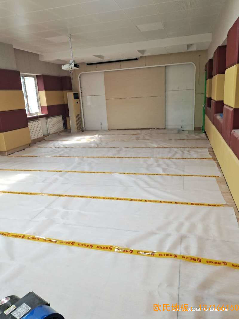 北京中國礦業(yè)大學(xué)附屬中學(xué)體育木地板施工案例