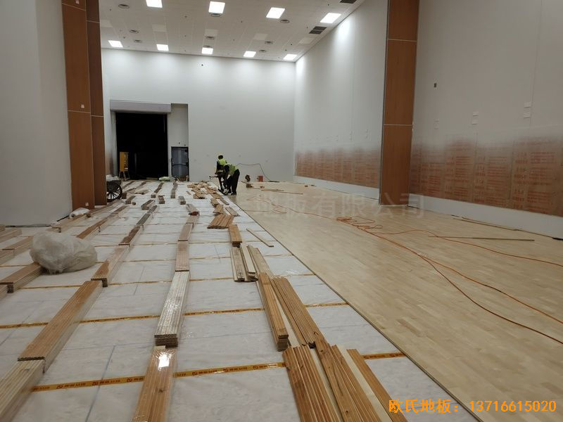 北京環(huán)球影城體育地板施工案例