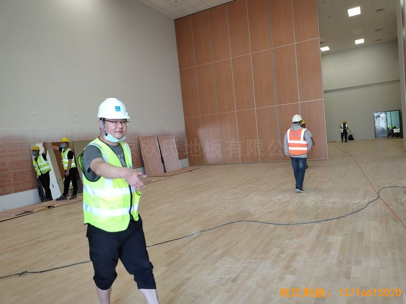 北京環(huán)球影城體育地板施工案例