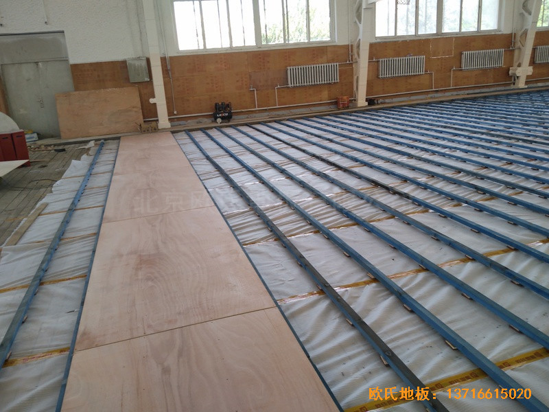 內(nèi)蒙古呼和浩特賽罕區(qū)師范大學(xué)體育學(xué)院訓(xùn)練館體育地板安裝案例1