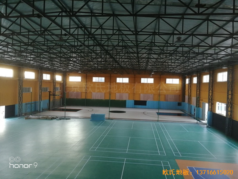 上海衛(wèi)清東路弄麥子俱樂(lè)部運(yùn)動(dòng)木地板鋪裝案例0