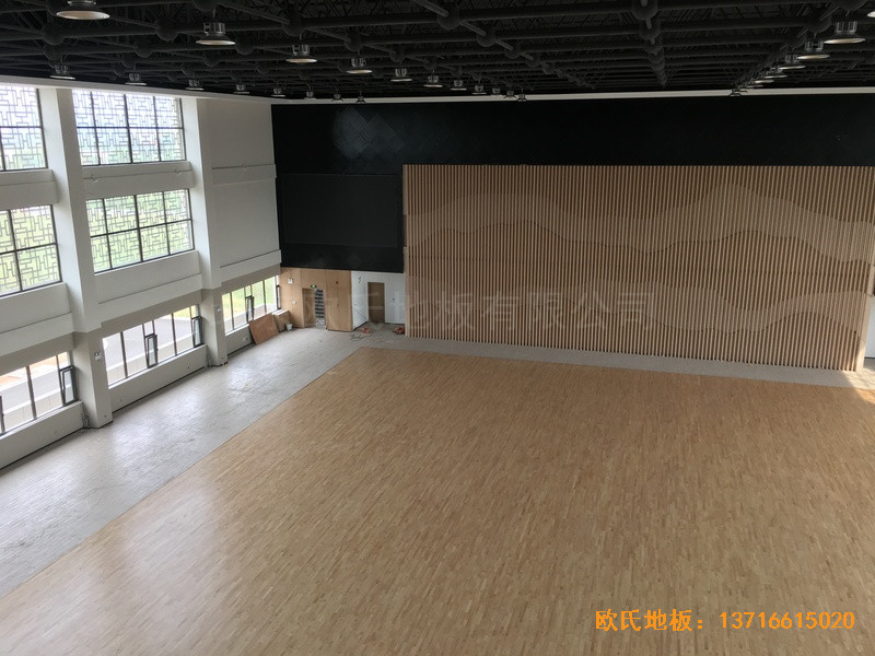 山西交城新天源藥業(yè)體育館體育木地板施工案例3