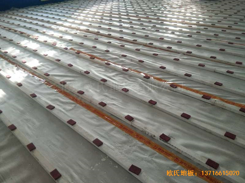 山西陽泉退休黨支部活動中心體育地板鋪設案例1