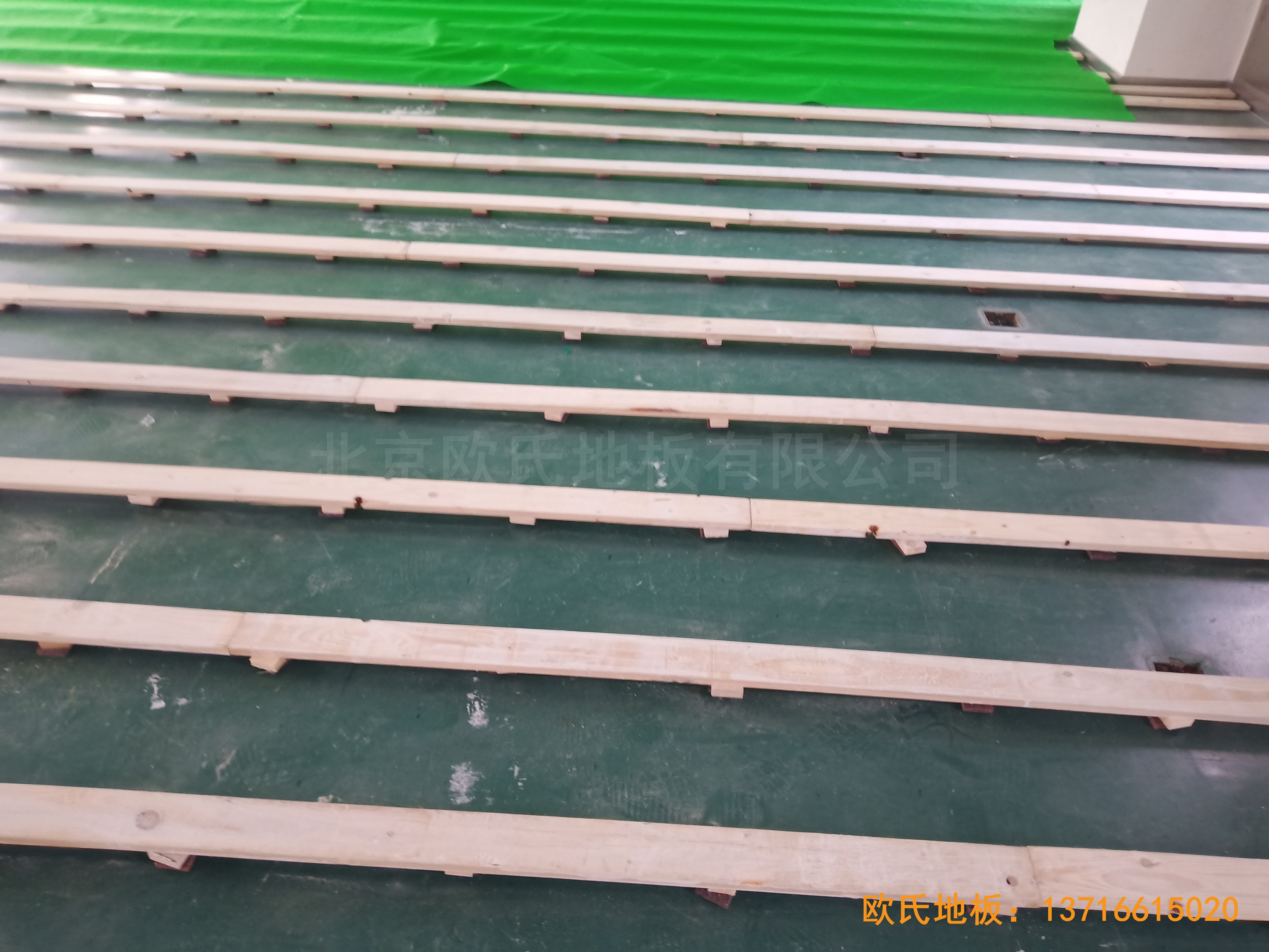 中國科學(xué)院技術(shù)研究所運(yùn)動(dòng)館體育木地板鋪裝案例2