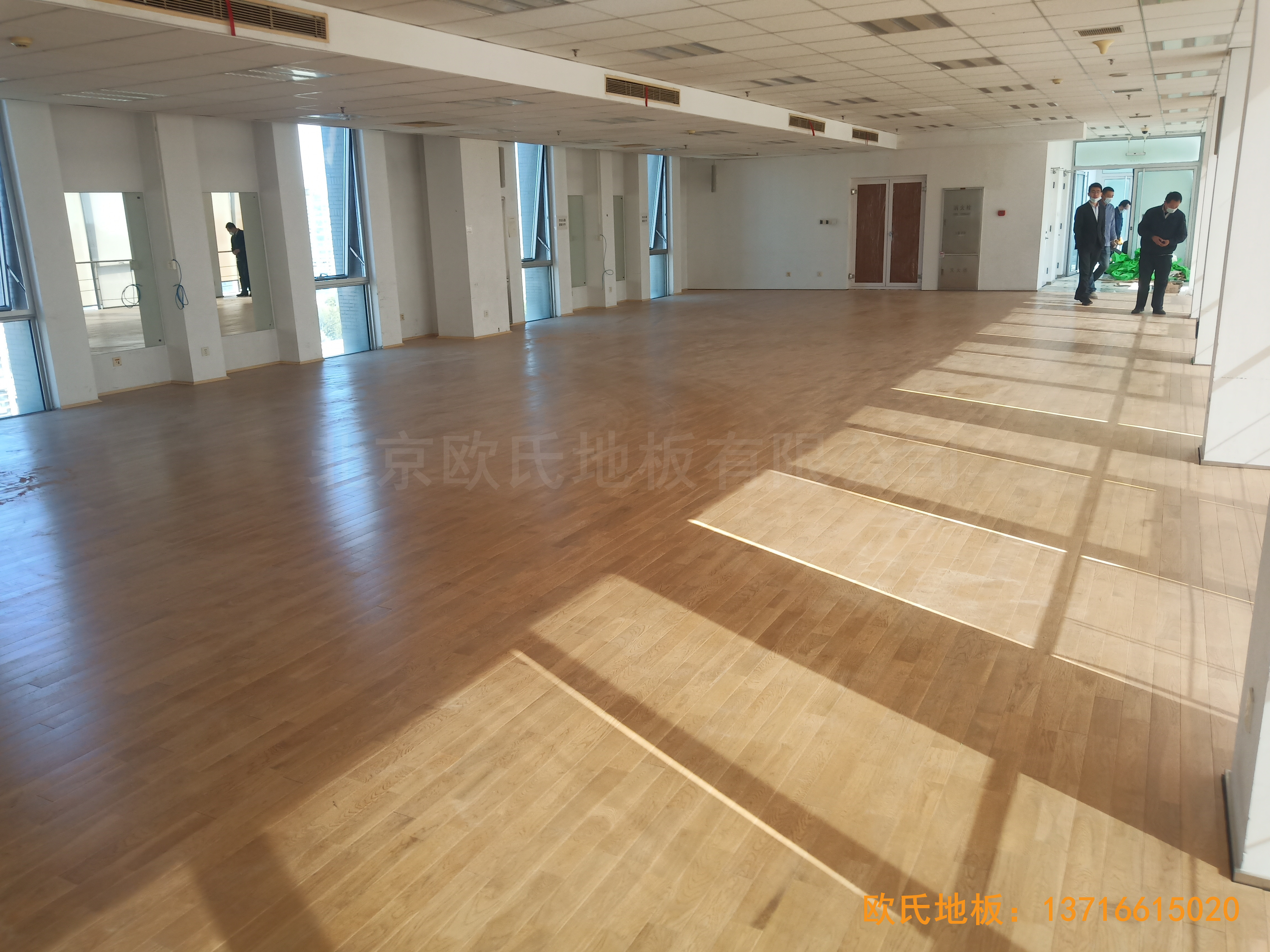 中國科學(xué)院技術(shù)研究所運(yùn)動(dòng)館體育木地板鋪裝案例4