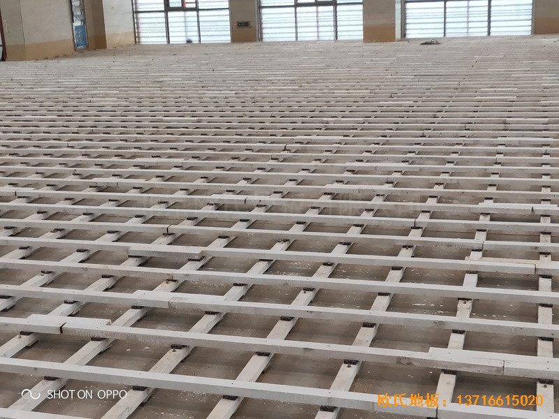 江蘇三井實(shí)驗(yàn)小學(xué)籃球館體育地板鋪設(shè)案例1