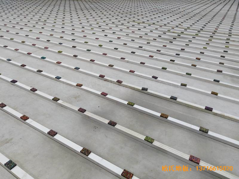 鹽城濱海永寧實驗小學籃球館運動木地板鋪裝案例1