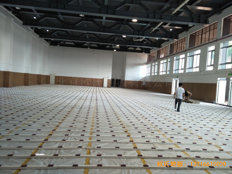 西南大學(xué)華南城小學(xué)運動館體育地板鋪裝案例2