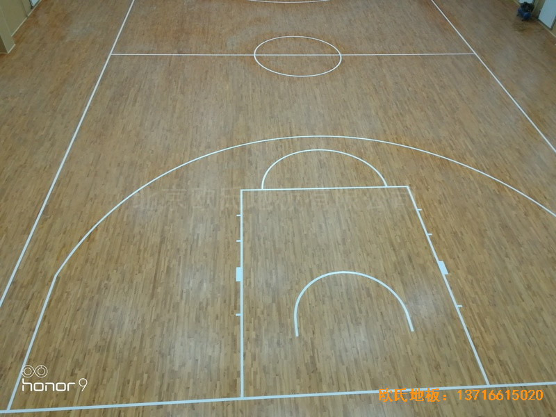青海西寧大通消防大隊籃球館體育地板鋪裝案例3