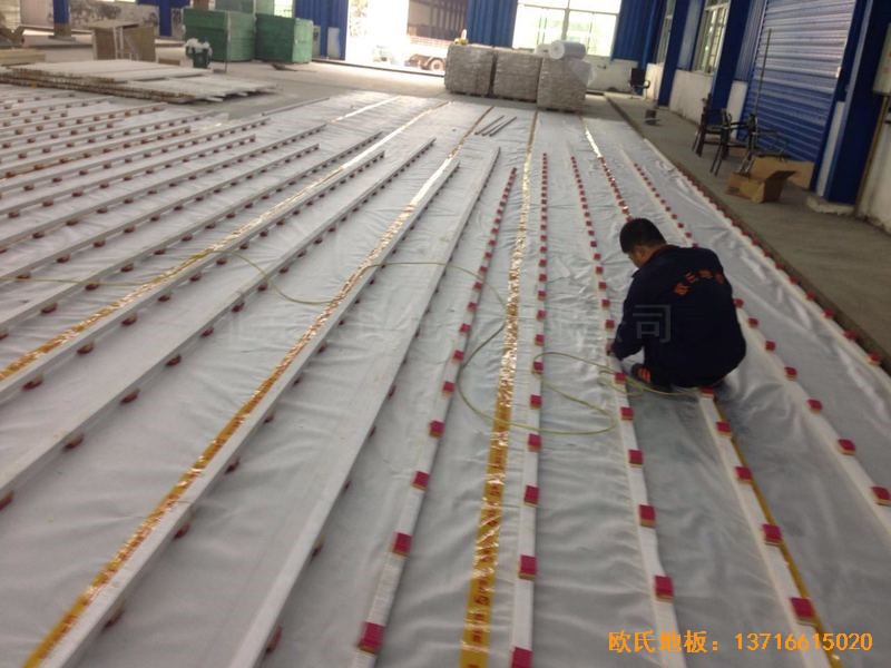 四川綿陽個人球館運動木地板安裝案例2