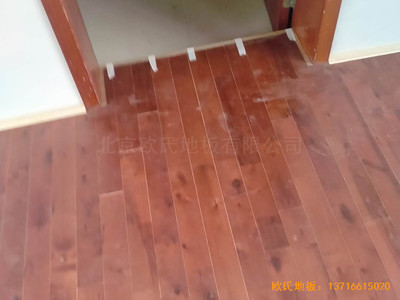 四川南充順慶區(qū)消防隊運(yùn)動館運(yùn)動地板鋪裝案例