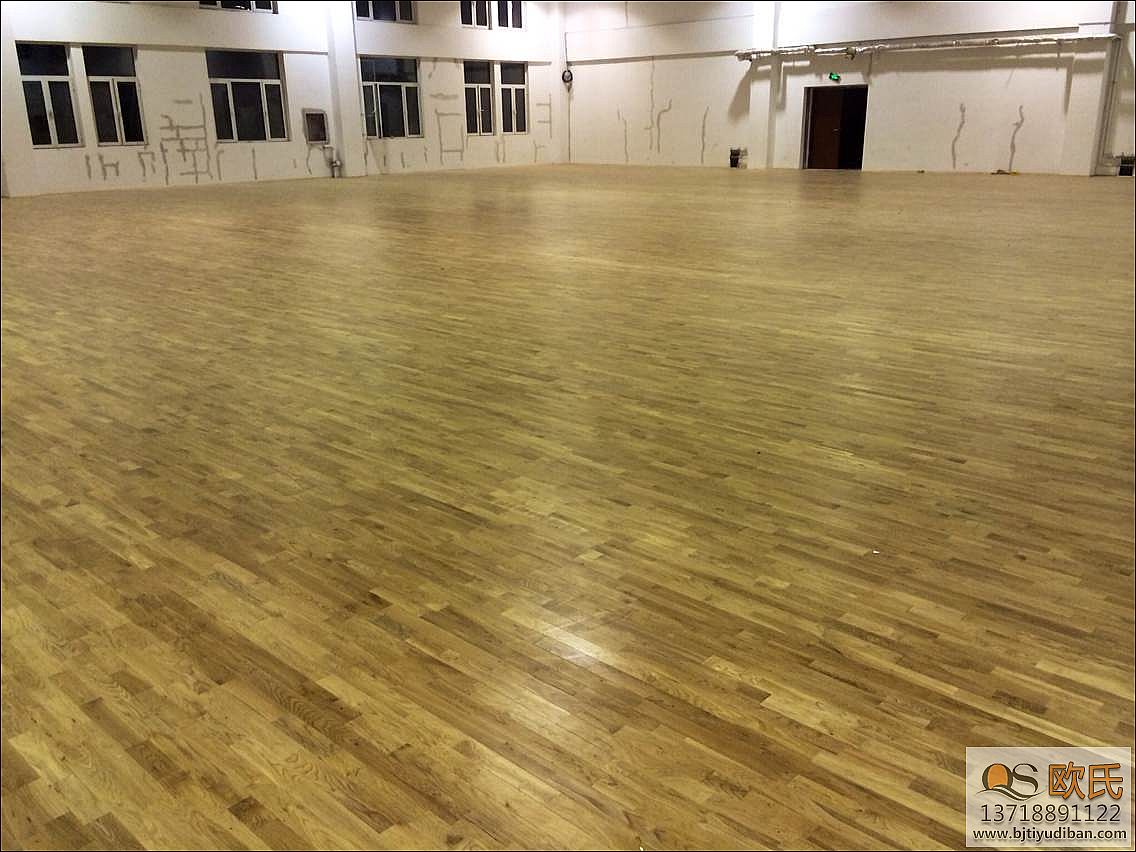 太行小學(xué)籃球場體育木地板案例