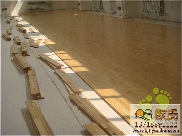 實(shí)木體育地板的安裝步驟