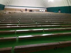 校園運(yùn)動(dòng)館木地板安裝公司