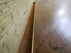 普通體育場(chǎng)地木地板施工流程