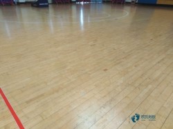 一般籃球場館地板施工團(tuán)隊(duì)